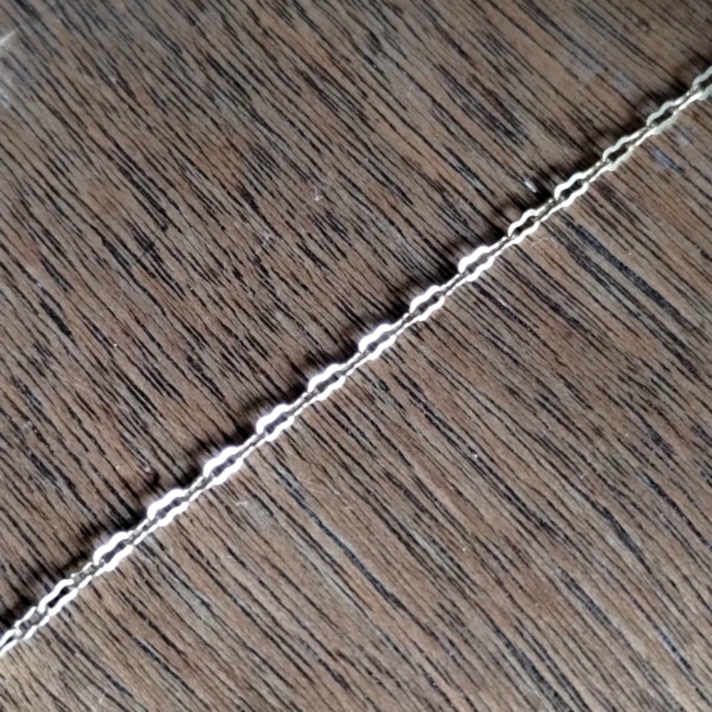 24 Inch Chain - Picture 3 of 4